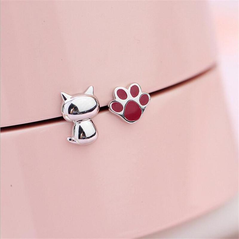

Creative Fashion Asymmetrical Epoxy Cute Animal 925 Sterling Silver Jewelry Cat And Cat Claw Female Stud Earrings E015