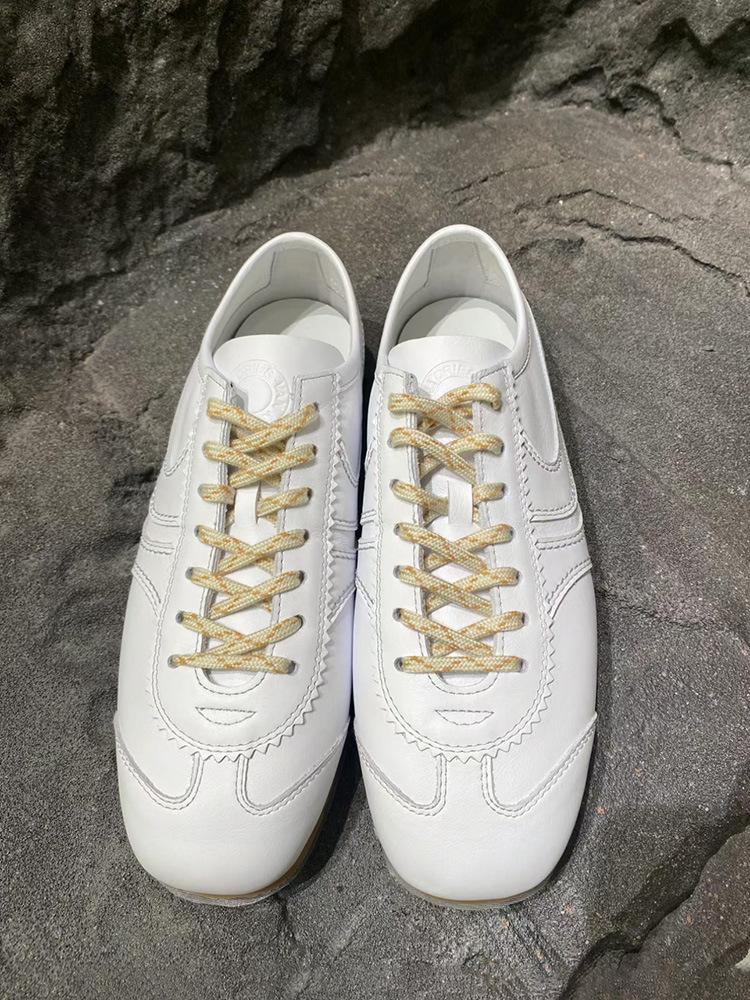 

Мягкая телячья кожа повседневная обувь ретро кроссовки De Training универсальные квадратные маленькие белые женские туфли 40 белый