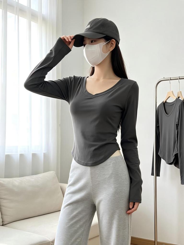 "2024 Chic Slim V-Neck Long-Sleeve Women's Top - Autumn Style for Hot Girl & Student"