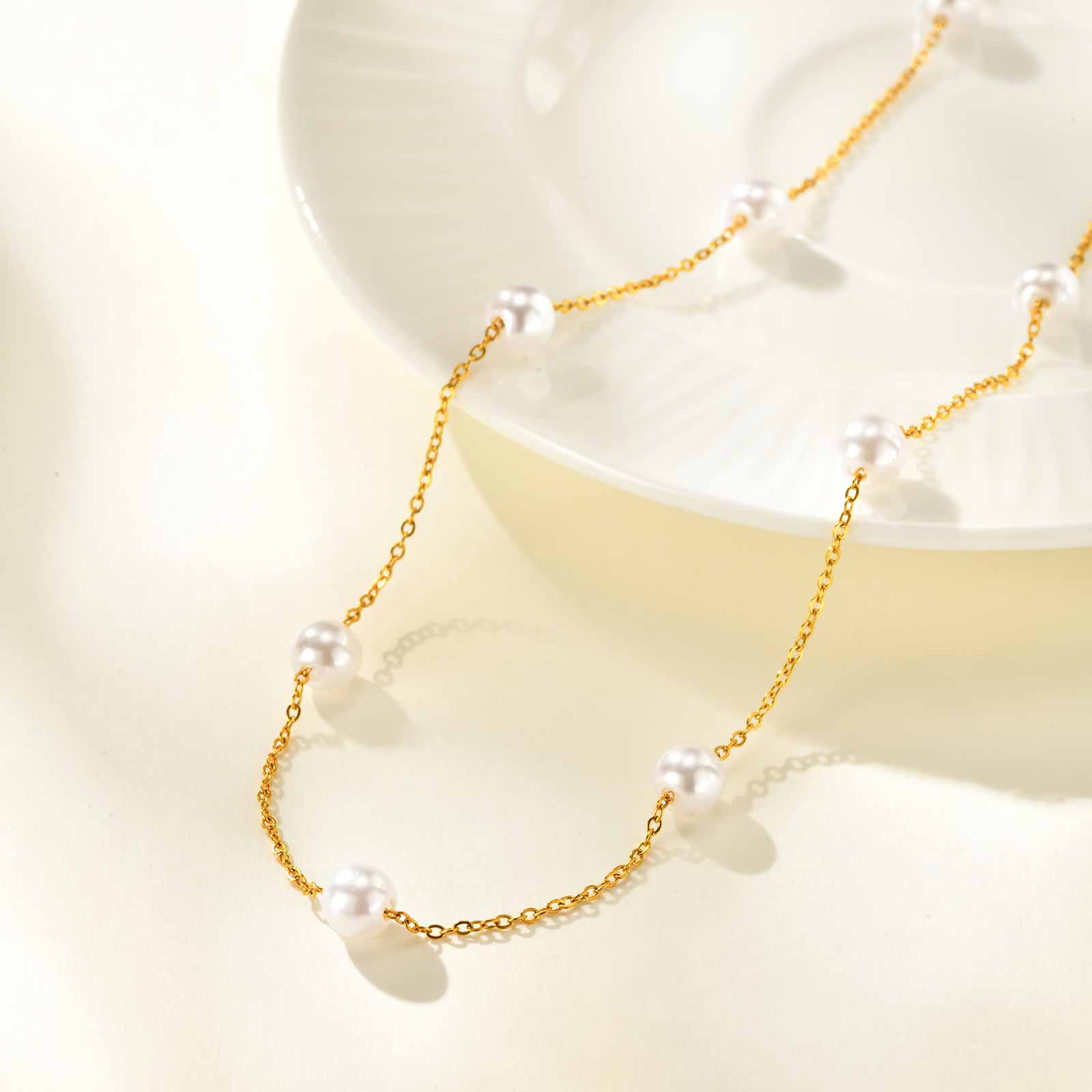 

Stainless Steel Imitation Pearl Chokers Necklace for Women,Clavicle Beaded Chain Necklace,18K Gold Plated Fashion Jewelry Gift