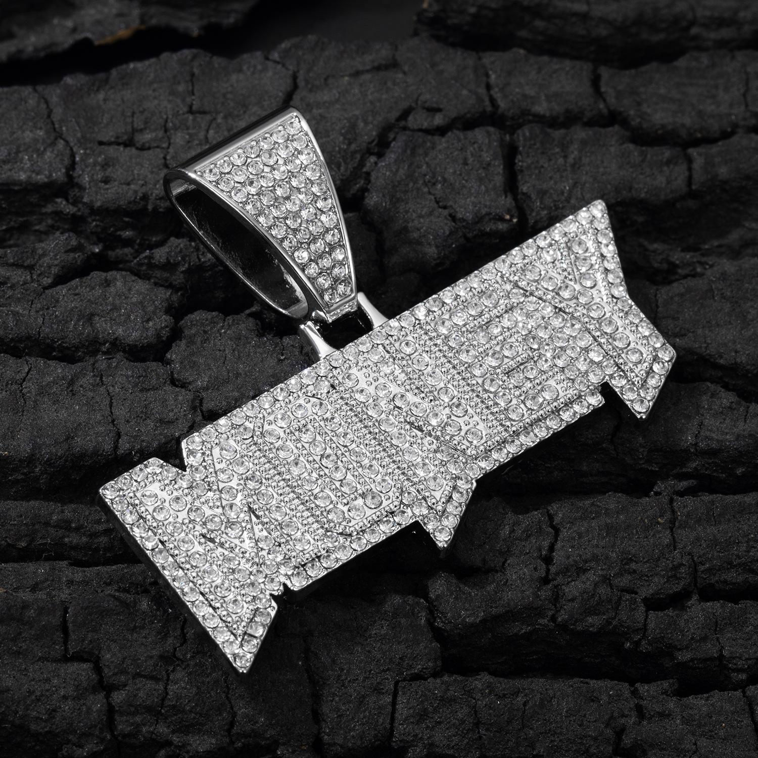 

Европейско-американский хип-хоп MONEY Буква Бриллиантовый кулон Кубинское ожерелье