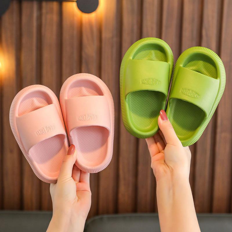 Unisex rutschfeste Indoor-Hausschuhe für Kinder: Weiche, dicke Sohle für Bad und Badezimmer