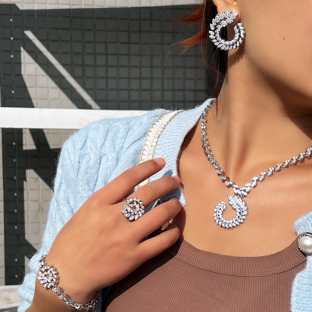 Bridal Wheat Ear Wedding Dress With Four-Piece Set Copper Micro-Inlaid Zircon Necklace Earrings Bracelet Set Chain