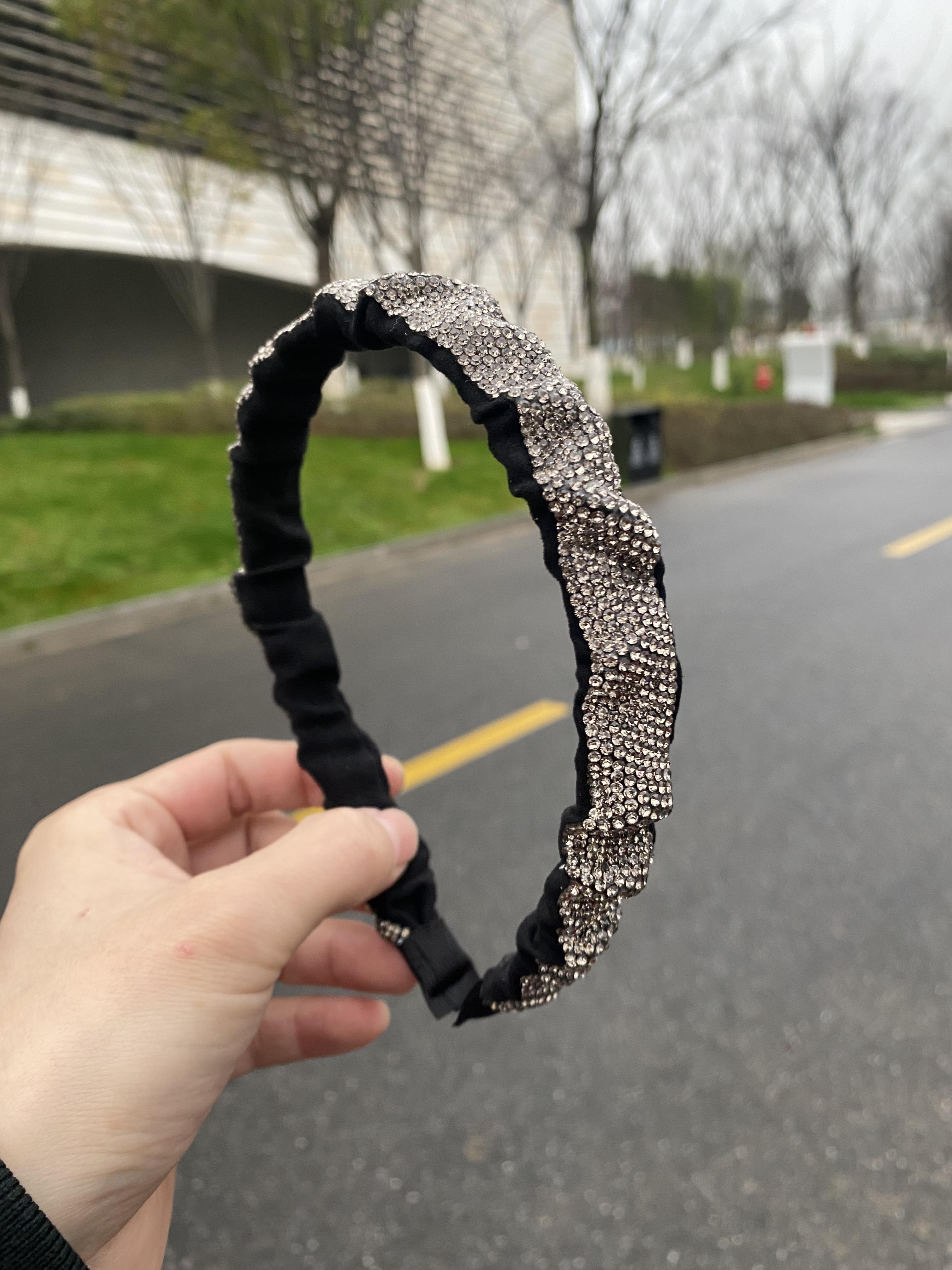 

Ретро Простой Полностью Бриллиантовый Кристальный Ободок Женский Высококлассный Модный Аксессуар для Умывания и Волос