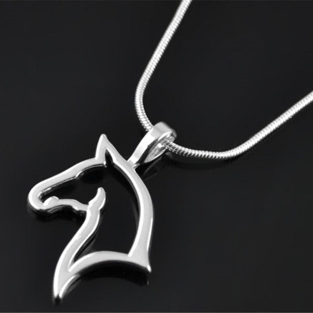 Trendy Cute Heart Horse Pendant Necklace For Women Men Dainty Silver Color Lovely Animal Horse Clavicle Chain Party Jewelry Gift