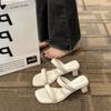 Cool-Slipper mit hohen Absätzen für Damen-Oberbekleidung Sommer 2024 neu, hochwertig, Ein-Wort-Riemen, französische Nische, quadratischer Absatz, Sandalen mit dickem Absatz