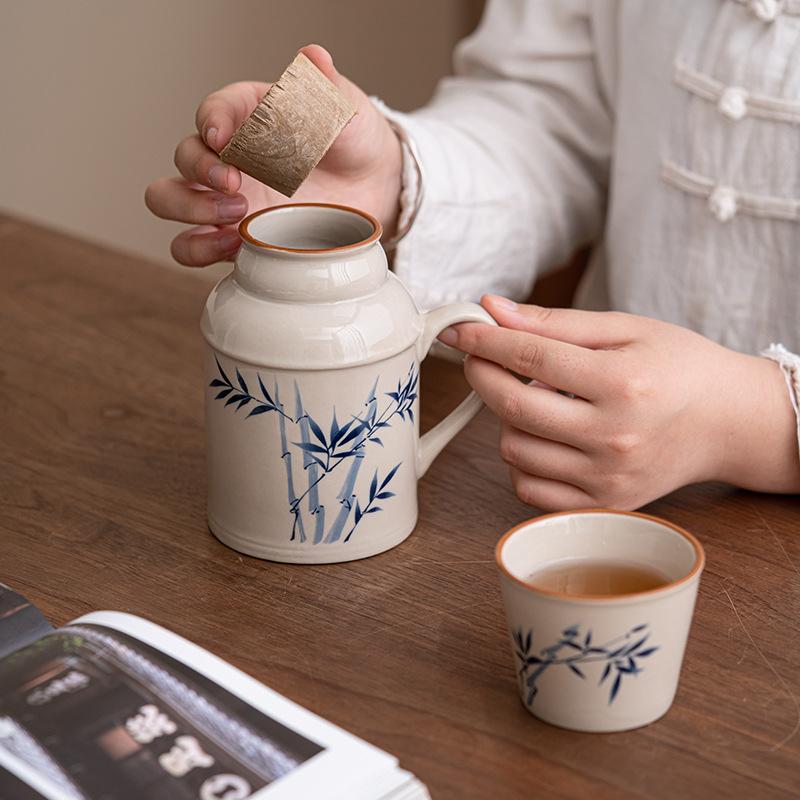 Ru Kiln Small Warm Pot Mug with Cover Ceramic Braised Teacup Chinese Large Capacity Thermos Bottle Office Cup with Handle