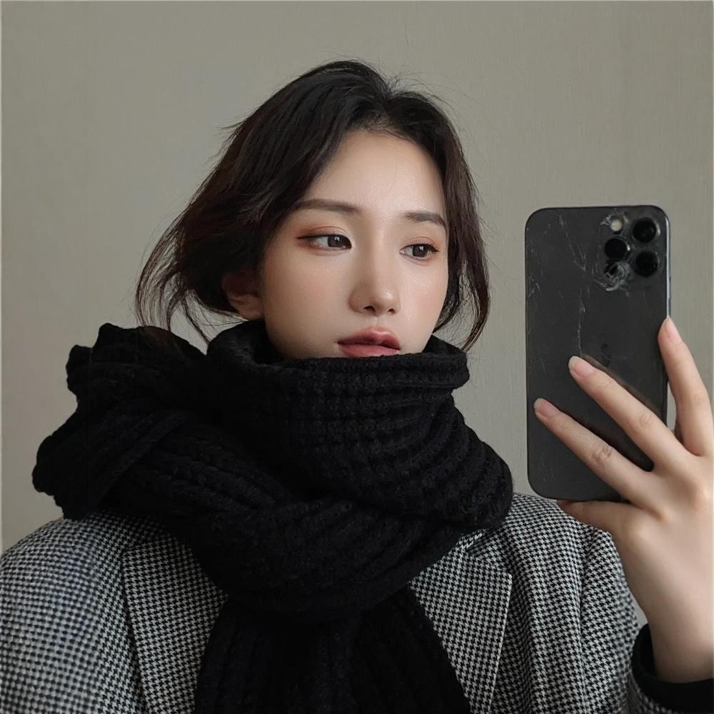Knitted wool scarf women's winter warm versatile high-end scarf solid color soft waxy thick wool couple scarf