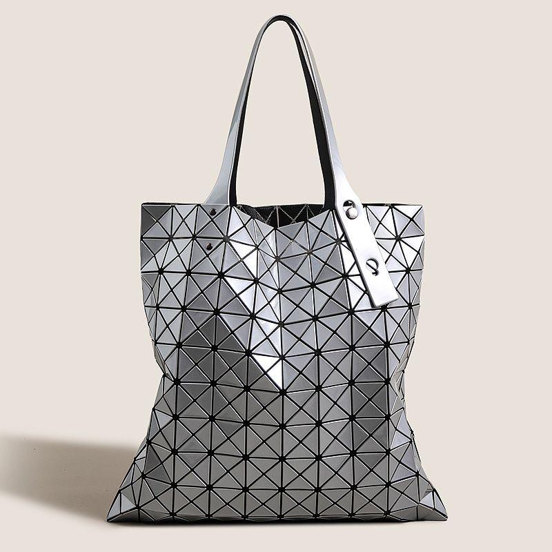 

Women s Bag Fashion Commuter Large Capacity Eight Grid Ten Grid Shoulder Satchel Underarm Back Japanese and Korean Diamond Pattern Bag Shopping Bag Ten squares of bright silver-High goods
