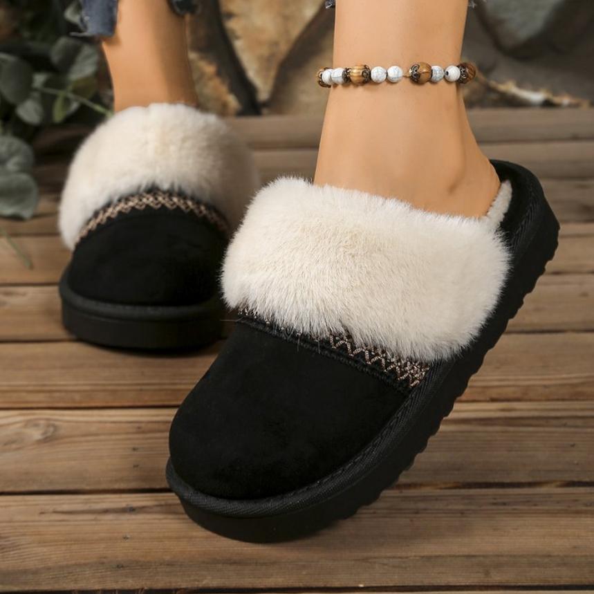 Fashion Thick Bottom Woolen Slippers Women Winter New Style Fleece Lined Bootie Toe Covering Half Slippers Leisure Footw Pantuflas Mujer