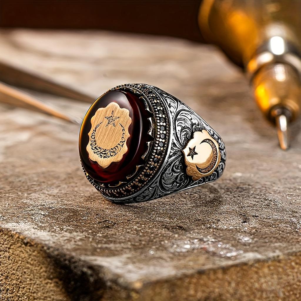Retro Ethnic Style Men's Ring with Carved Star and Moon Pattern Ring