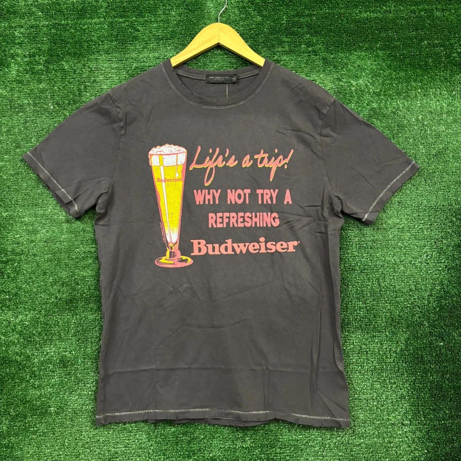 Budweiser King of Beer Life s A Trip T-shirt Size Medium XL