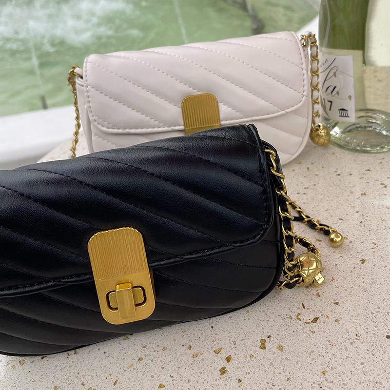 Mini Chain Bag New Niche Design All-match Foreign Style Shoulder Messenger Small Square Bag