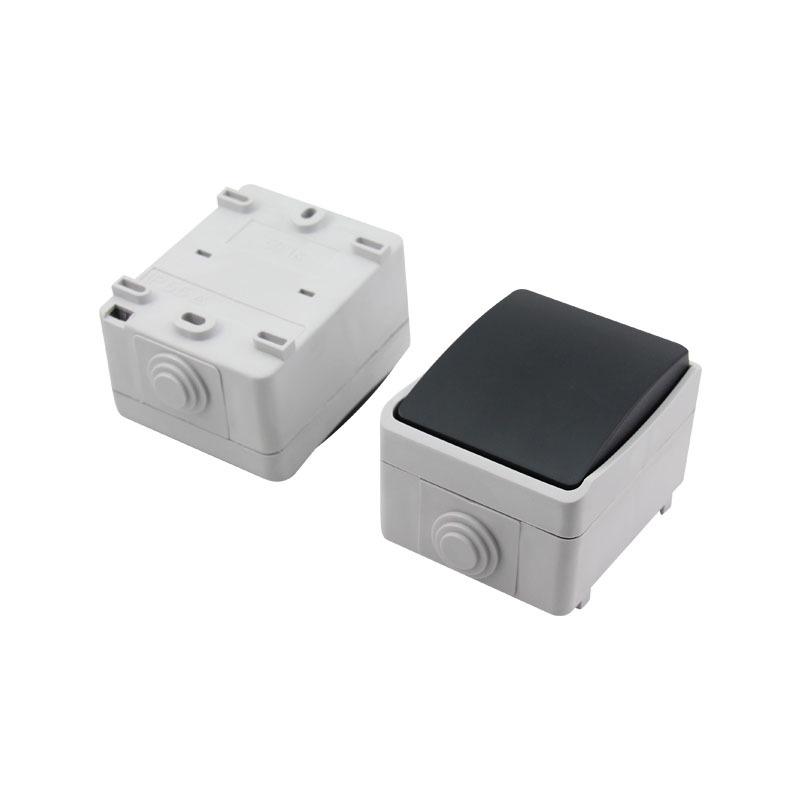 European Standard IP44 Waterproof Outdoor Socket with Switch – German Power Outlet, Splash-proof.