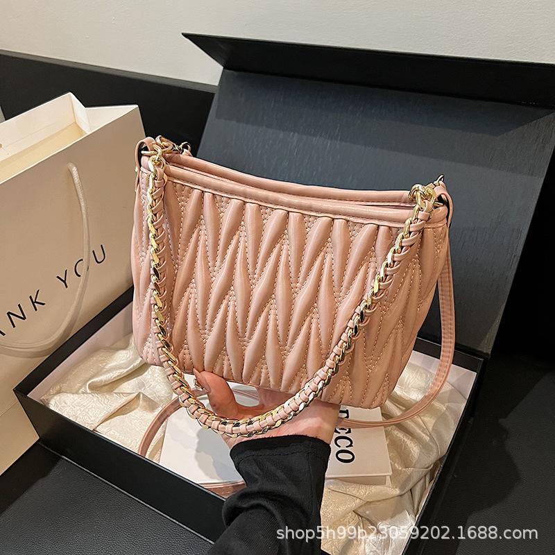 Autumn and winter high-end messenger small bag women's new pleated rhombus chain bucket bag shoulder handbag