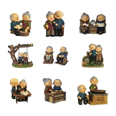 Wedding Home Decors Figurine Elderly Couple Statue Romantics Grandparents Figure Grandma Grandpa Miniature Ornament