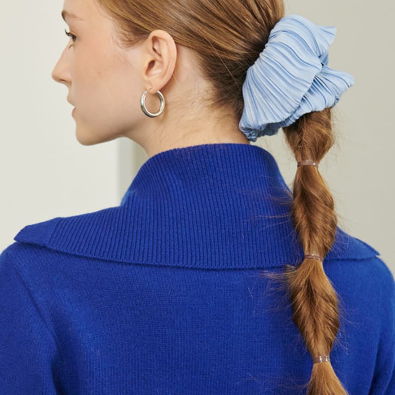 UNMUTE PLEATED BIG SCRUNCHIE_SKY BLUE