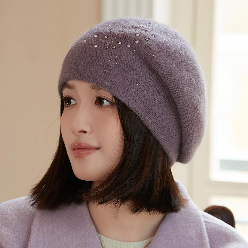 

Елегантні в язані шапки-берети. Класичні однотонні капелюхи. Еластичні холодостійкі теплі берети для жінок. Осінь і зима. ONE SIZE