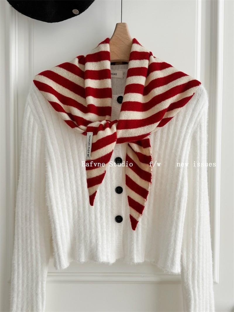 

Британский корейский треугольный шарф нишевый шерстяной треугольный женский головной шарф теплый модный в стиле французской девушки многофункциональный вязаный шарф 110 38CM