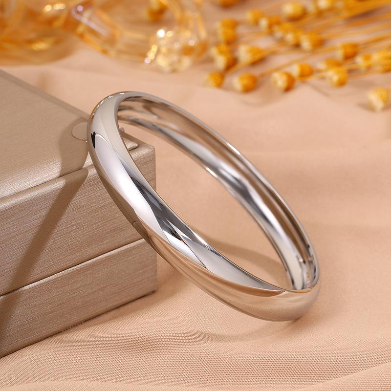 Color Circle Minimalist Women s Exaggerated Rigid Circle Mirror Polishing 17CM