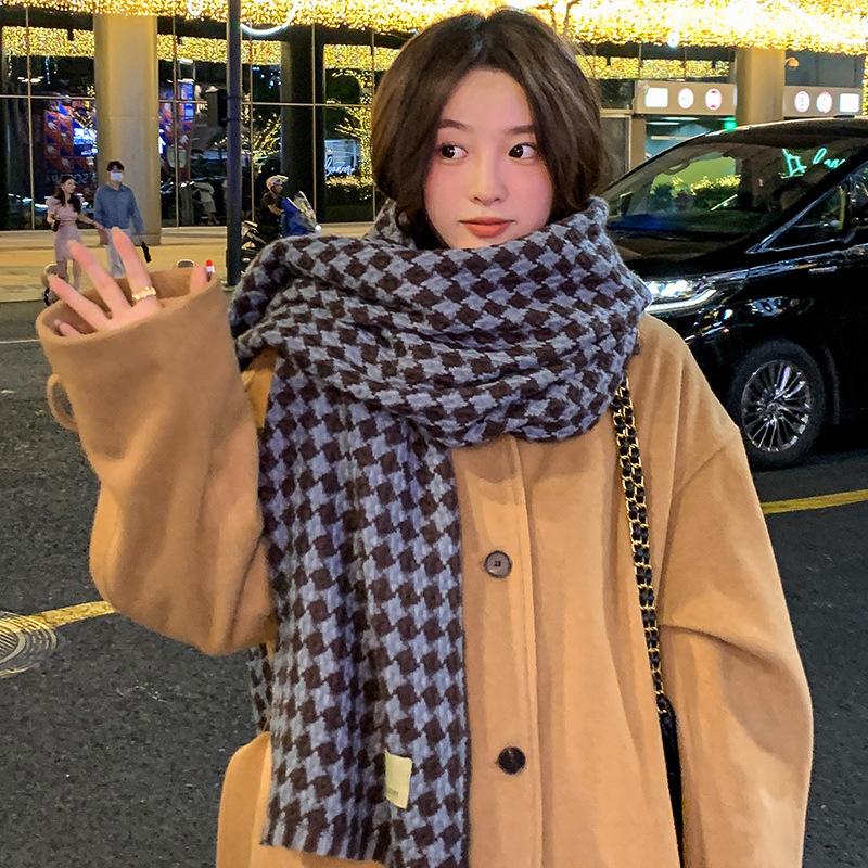 Rhombus red plaid scarf women's winter new versatile Korean version Japanese autumn and winter atmosphere Korean scarf