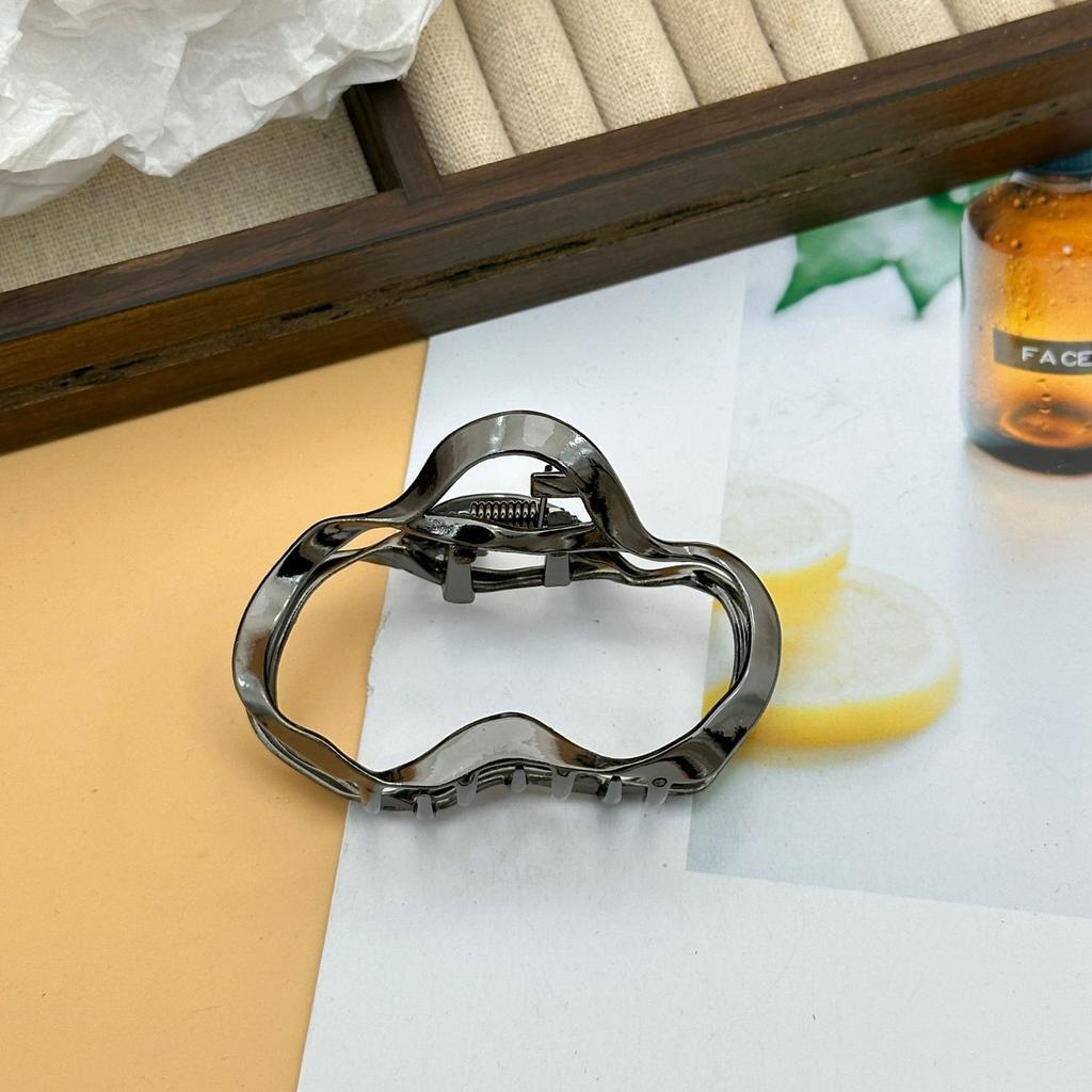 AWAYTR Goldfarbene, hohle Flüssighaarspangen, Metallhaarklammer, Haarband, Haarnadel, Krabbenmotiv, Damenmode-Accessoires