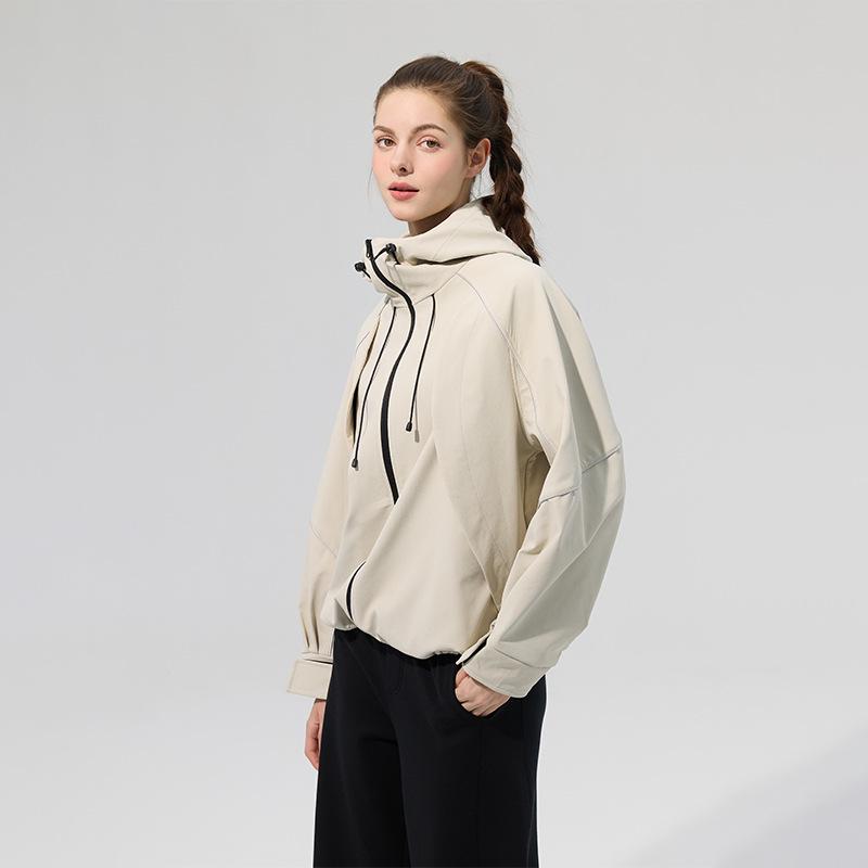 Прочная водоотталкивающая спортивная куртка с капюшоном Large