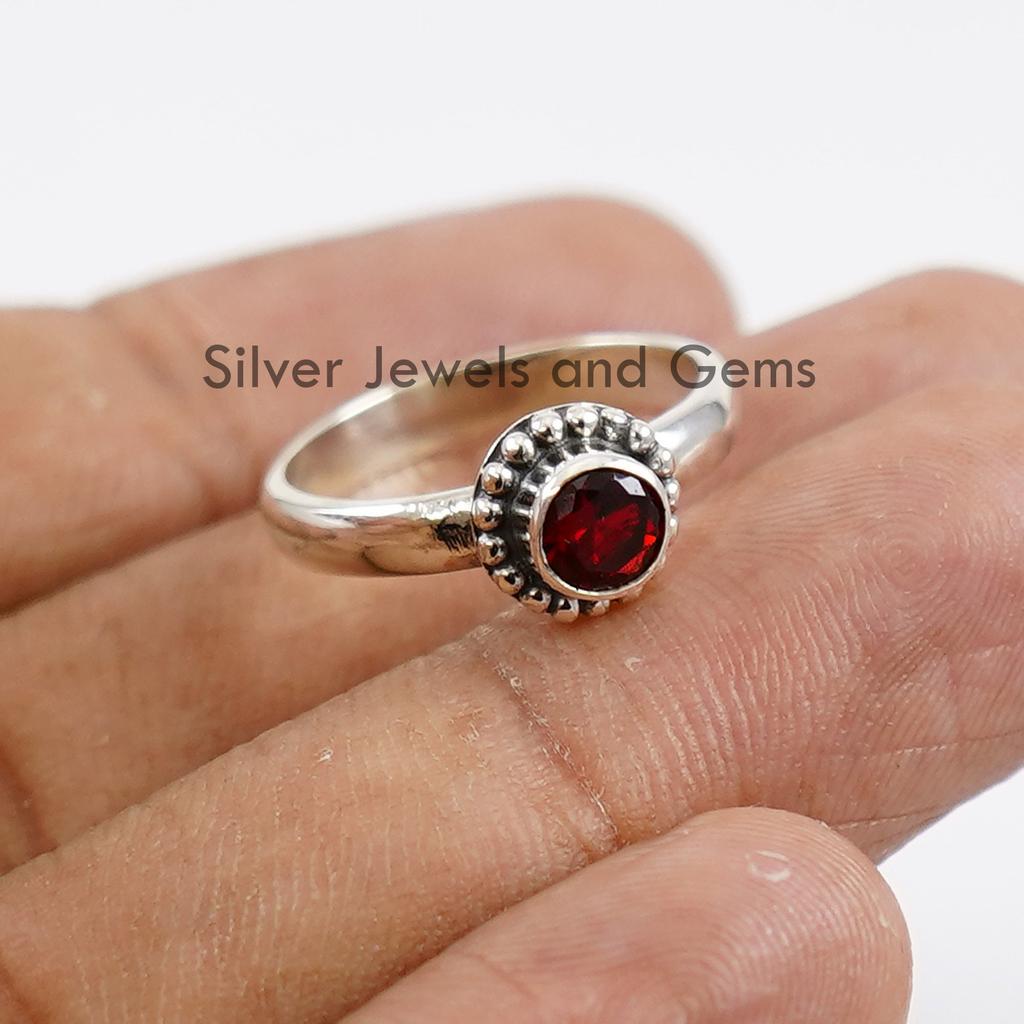 Garnet Ring, Round Boho Ring, Stackable Ring, Dainty Ring, Wedding Ring, Red Gemstone Ring, Handmade Ring, 925 Sterling Silver Ring for Gift