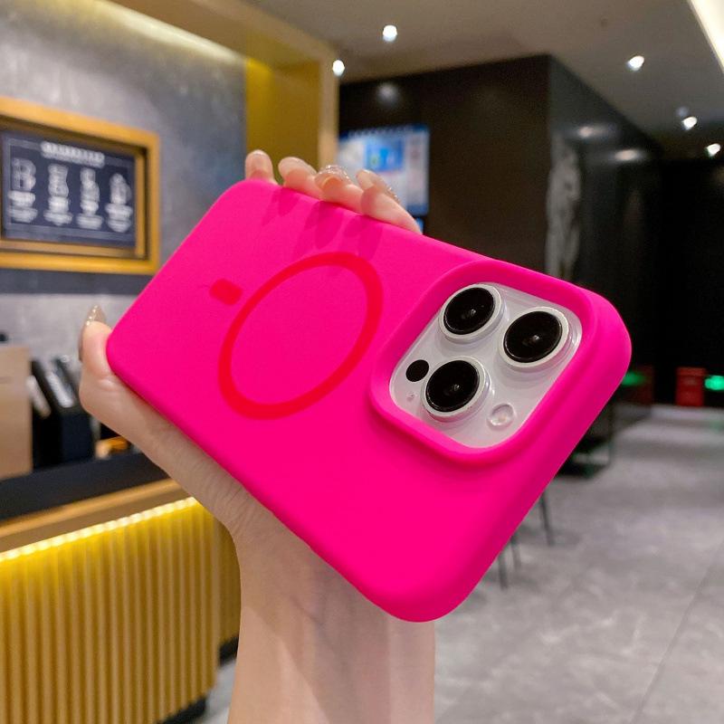 17 Pro Max Liquid Silicone Magnetic Phone Case, Full Coverage, Anti-Drop, High-End Protective Cover for Apple 17.