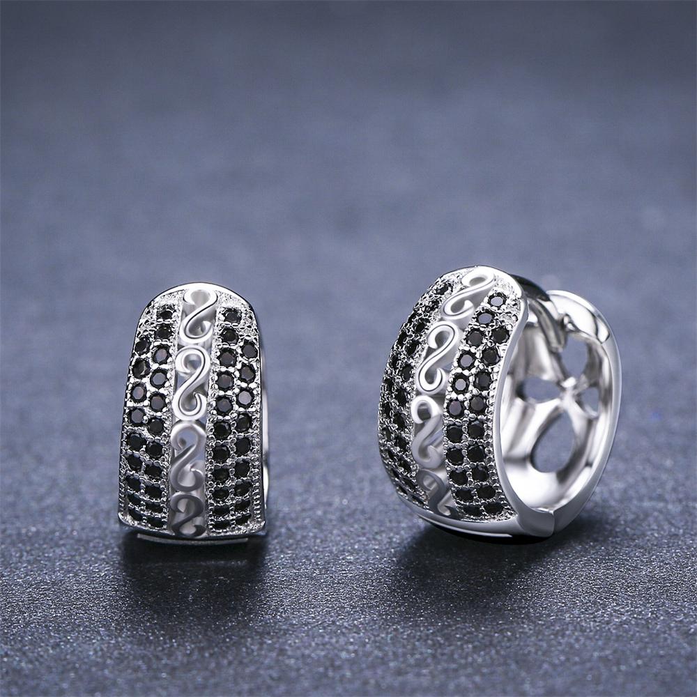 Black Awn Black Stone Hoop Earring