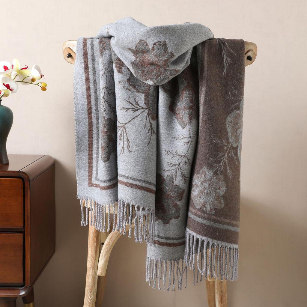 Luxury Core-Spun Yarn Scarf: Imitation Cashmere Warm Snood for European & American Fashion - Autumn/Winter Shawl