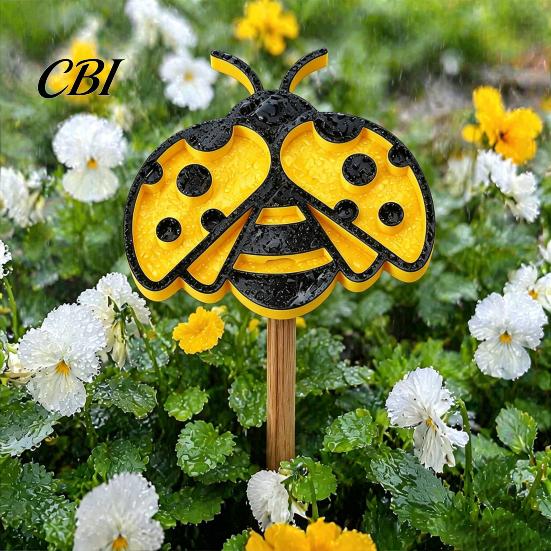 Gardening Decorations for Balcony Insect Water Feeder, Bee Dish, Garden Pollinator Drinking Bowl, Durable Outdoor Waterer or Ladybug Shape Cup