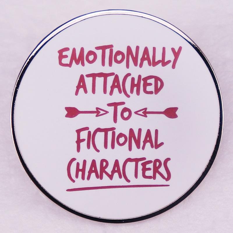 

Брошь в ретро-стиле с индивидуальностью: Креативный металлический значок с привлекательностью вымышленного персонажа серебряный