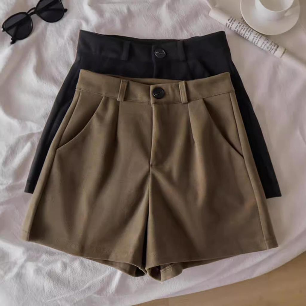 Women's Woolen High-Waist A-line Shorts - 2024 Autumn/Winter Fashion, Korean Style, Slimming Wide-Leg Design