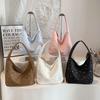 Summer New Star Polka Dot Casual Bag Fashion Korean Sparkling Tray Extra Large Bag Shoulder Commuter Bag