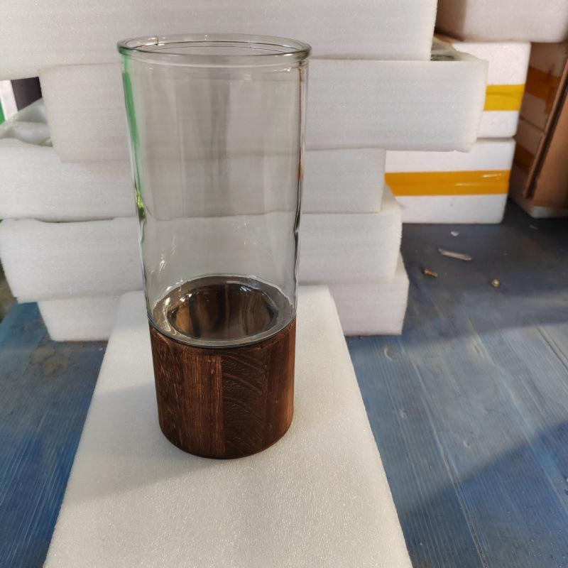 Elegante Glasvase mit Windholzsockel - Luxuriöses Wohnzimmerornament