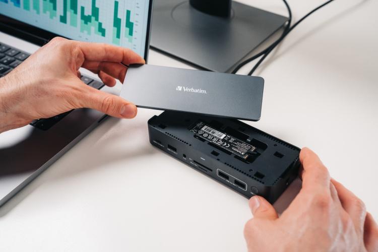 Verbatim 32174 CDS-15SSD USB-C Pro Docking Station 15 Ports, 256GB SSD, Grey/Black