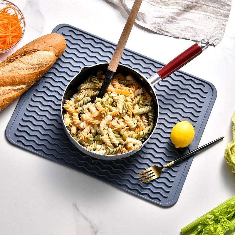 Food-Grade Non-Slip Rubber Sink Protector: Multi-Purpose Hollow Drain Mat, Anti-Fall Debris Filter, Heat Insulation Pad