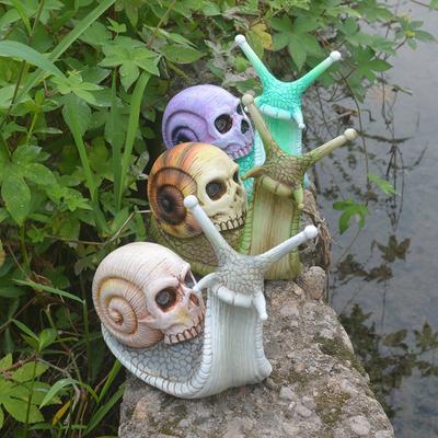 1 szt. Rzeźba Czaszki Ślimaka Dekoracja Gotycka Statua Ślimaka Patio Halloween Figurka Rzemiosło Horror Szkielet Ozdoba na Biurko Dekoracja