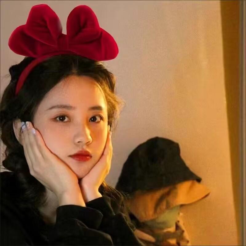 

Velvet Bow Hair Accessories: Festive Headbands & Hairpins for Women вина червоного кольору