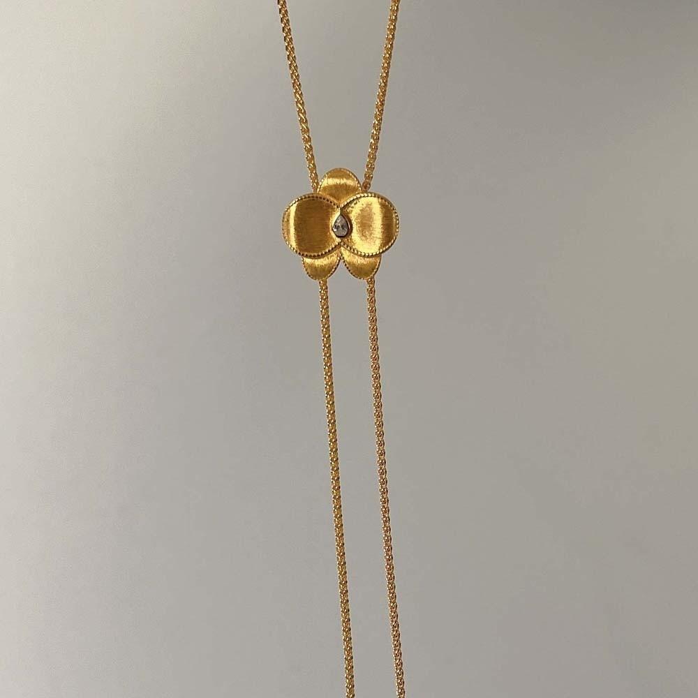 High-end Golden Collarbone Chain Luxury Exquisite Neck Pendant  Versatile