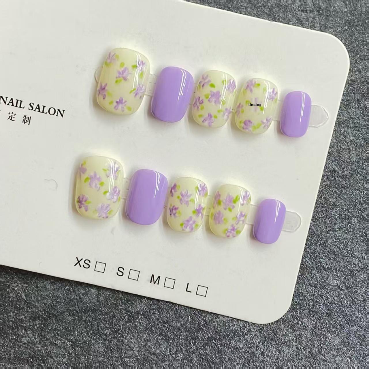 Ручная работа, светло-фиолетовые цветочные французские короткие ногти – Нежные и съемные Small
