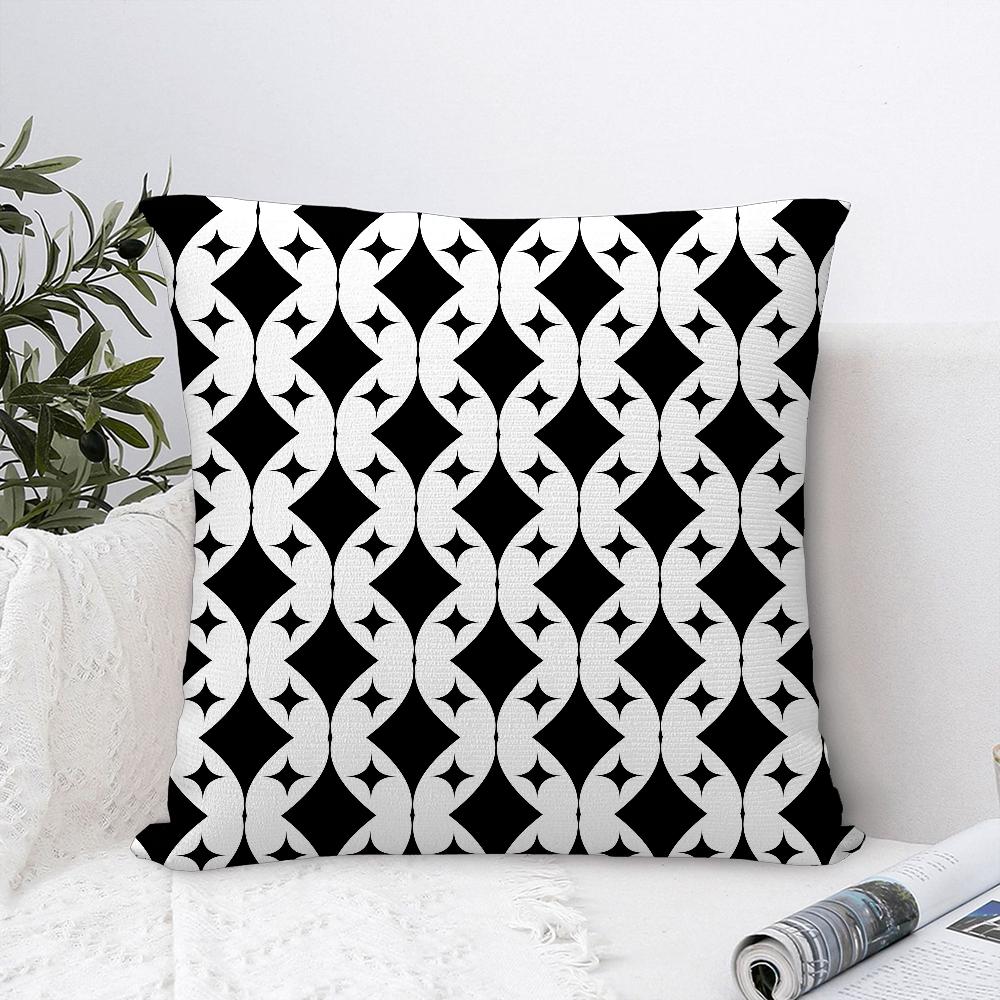 Black And White Geometric Pillow Case Sofa Decorative Home Double-Sided Printing Short Plush Cushion Cover Throw Pillow Cover
