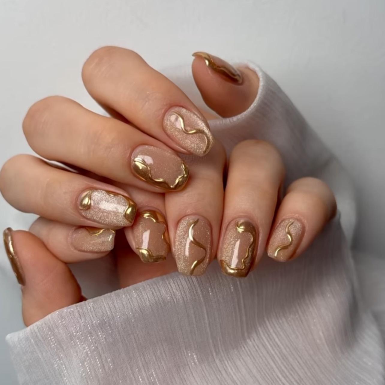 Nude Cat Eye 3D Gold Short Square False Nails