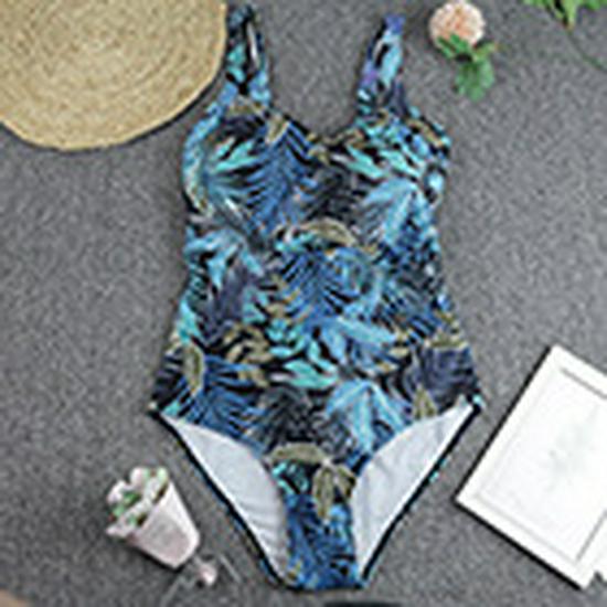 Leaf Print V-Neck Plus Size One-Piece Swimsuit (M-XXL)