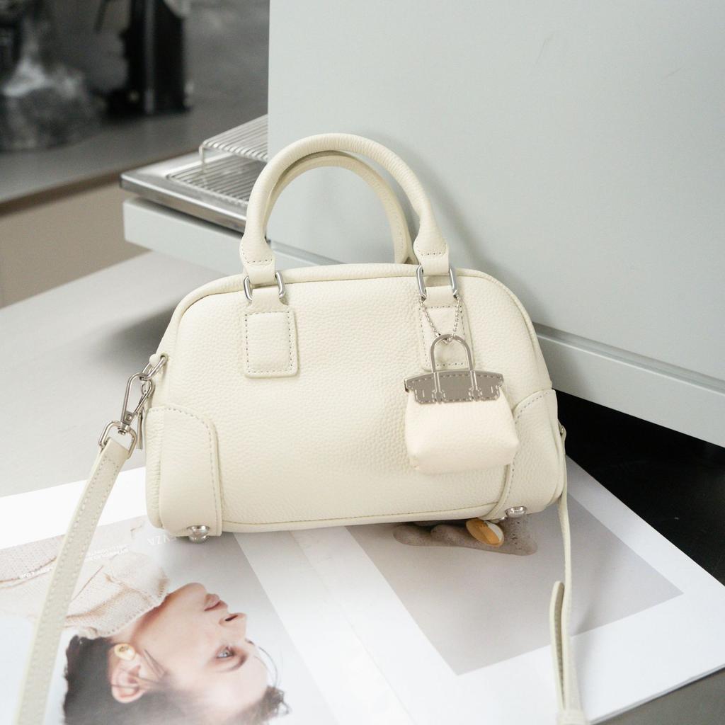 Cowhide Shoulder Women's Bag Large Capacity Portable Commuter Jewelry Fashionable Versatile Simple Zipper Tote Bag Genuine Leather