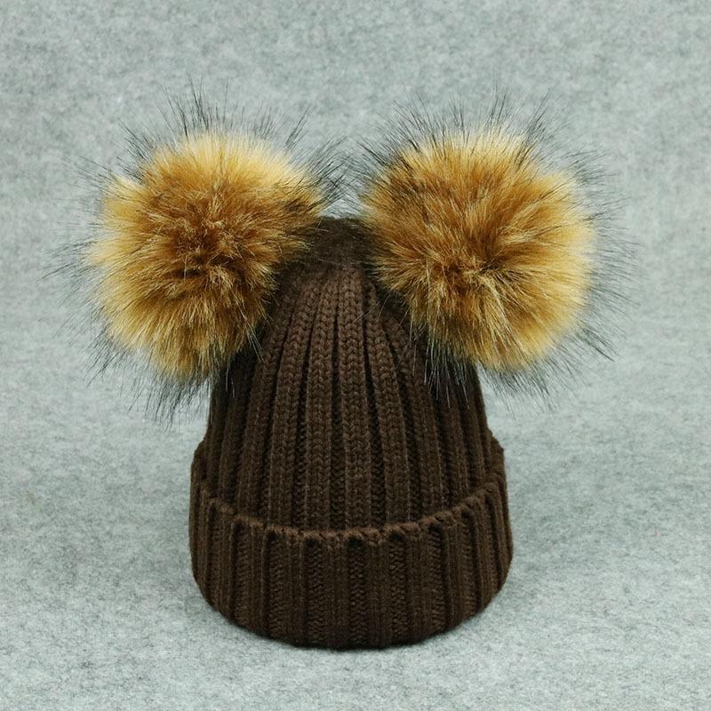 High Quality Winter Knit Hat with Raccoon Fur Ball On the Top Fax Fur Pom Pom Custom Winter Hats Plain Beanie Hat