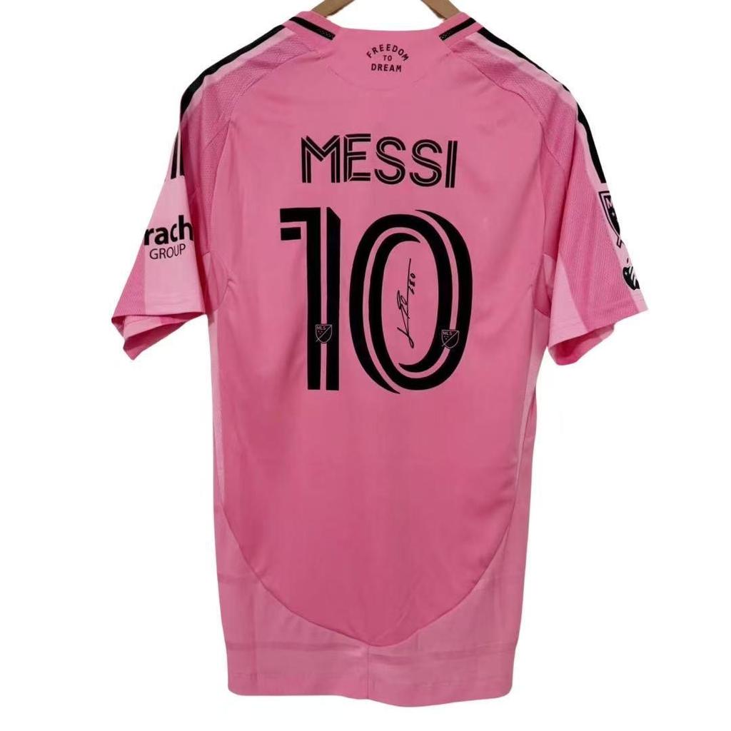 Podepsané retro fotbalové dresy: Real Madrid, Barcelona, Argentina, Portugalsko, Arsenal, Chelsea, Inter Milán, Manchester City Edice.