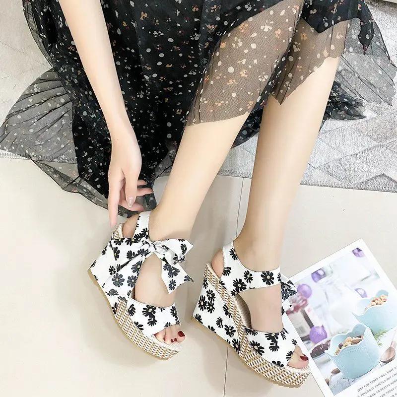 

Модные винтажные туфли на супервысоком каблуке с ремешками для женщин оптом, азиатский размер, новые дышащие, модный тренд 2025, повседневные женские сандалии, распродажа 40