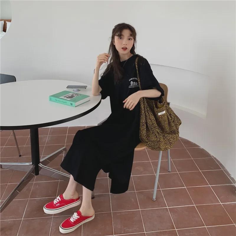 Dámské letní triko s rozparkem velké velikosti s potiskem písmen (2024)